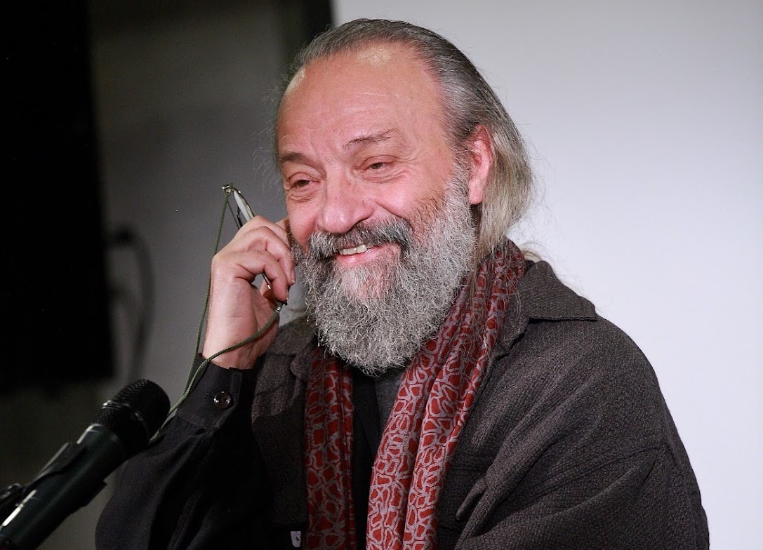 Анатолий Васильев