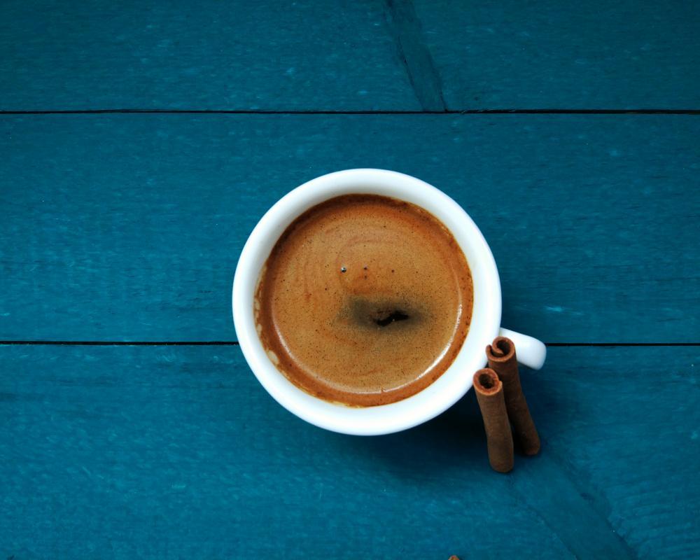 Как чашка делает вкус кофе лучше (или хуже)