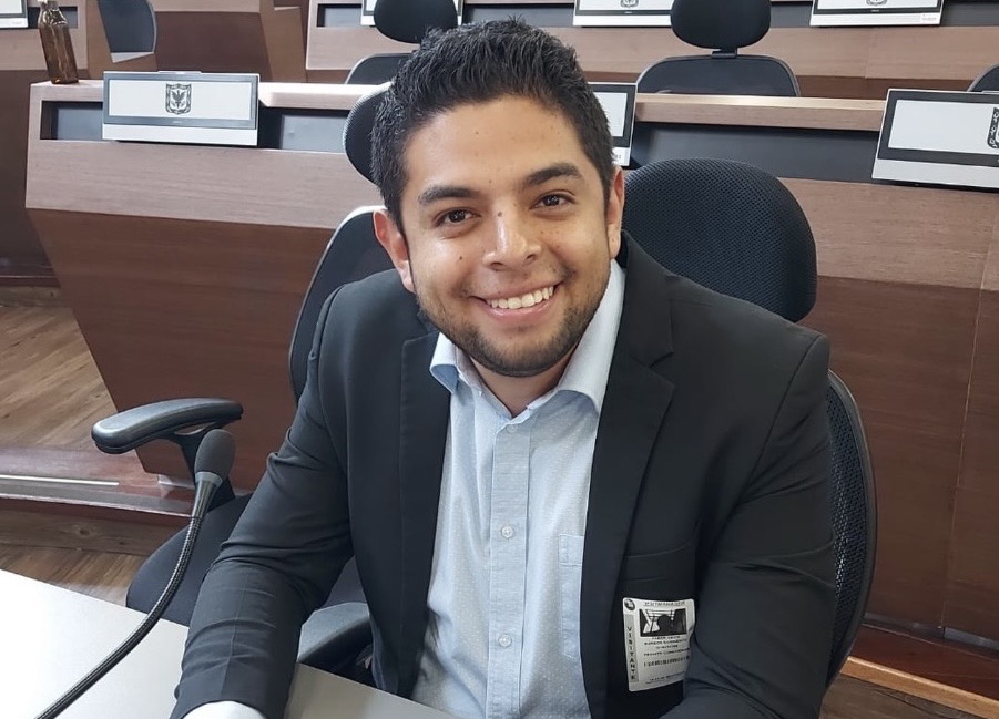 Faber Burgos el influencer de la ciencia en Colombia