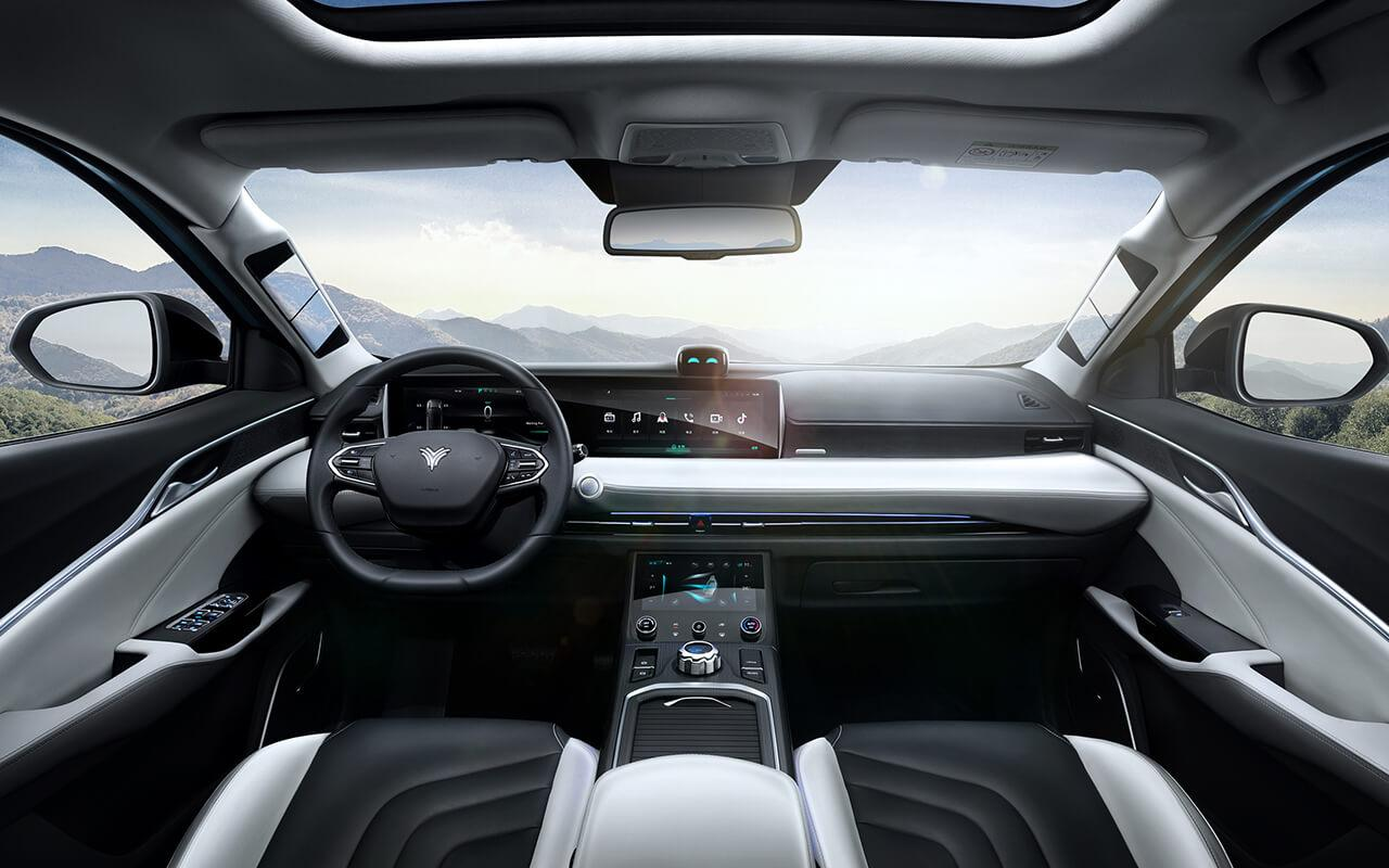 Neta S – флагман китайской компании Hozon Auto, серийный электроседан