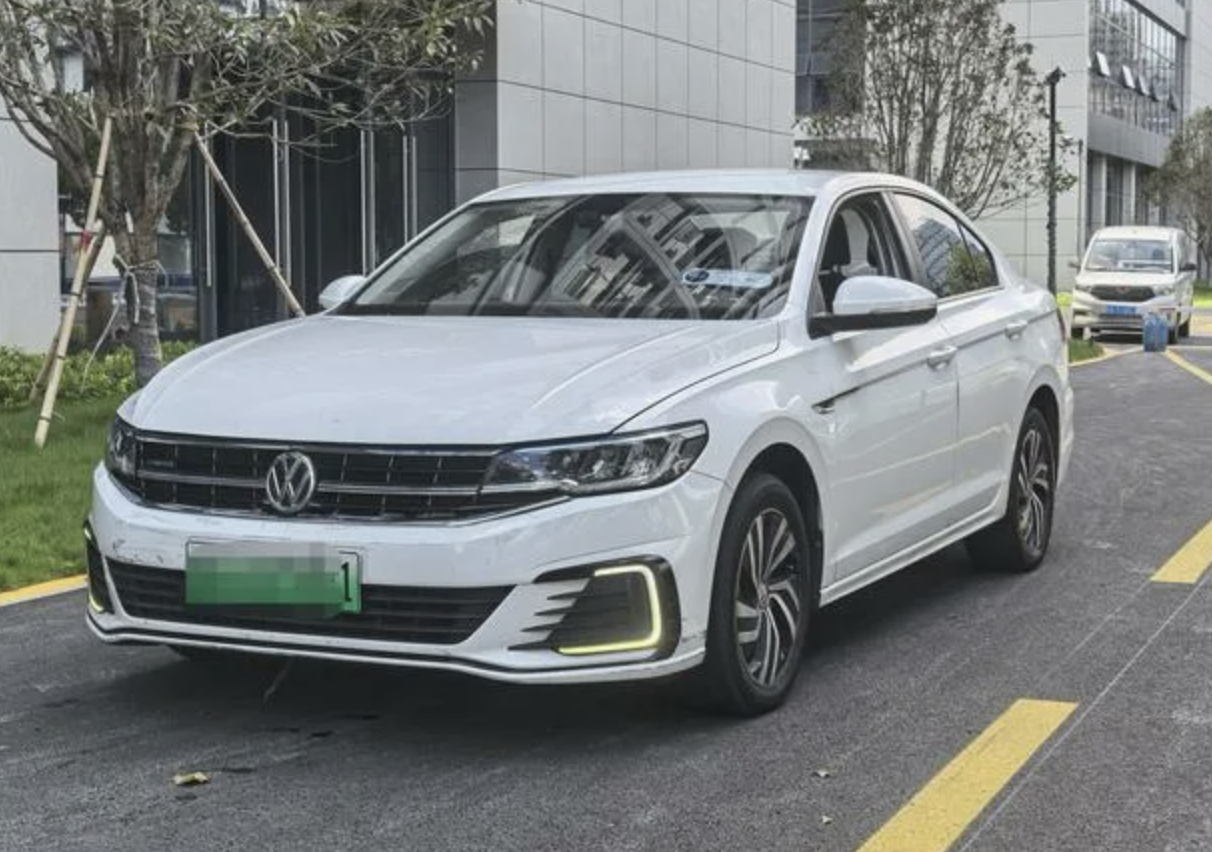 Volkswagen Bora 1.5/1.4T 113/150 л.с. DSG