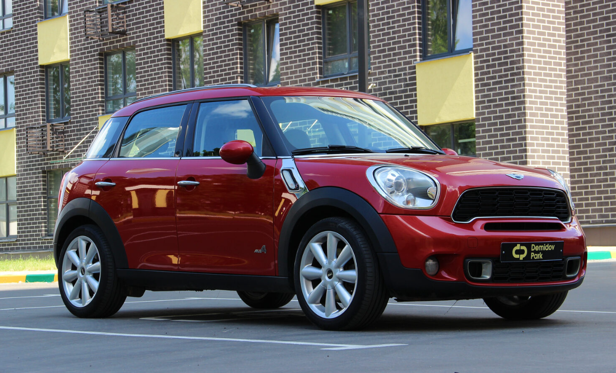 Mini Cooper — культ в компактной форме, автопрокат Демидов Парк в Нижнем Новгороде