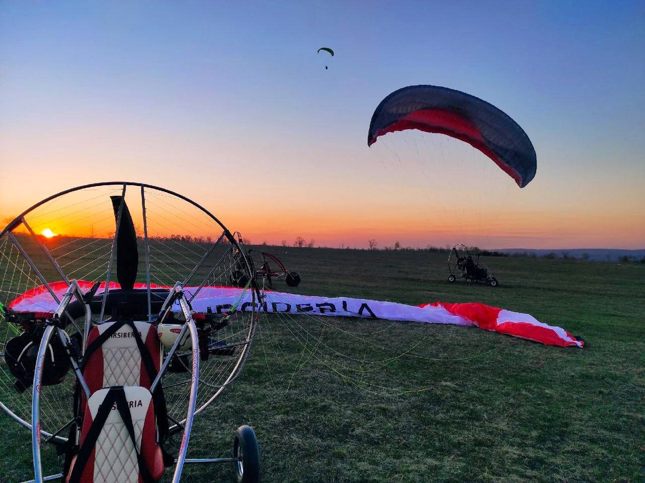 фото нанесения макияжа на лицо девушки 