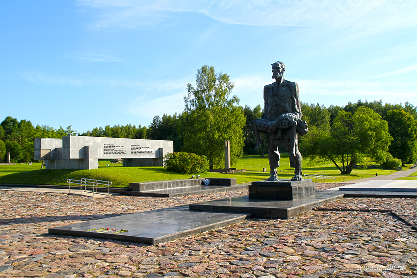 Памятник хатынь в белоруссии фото