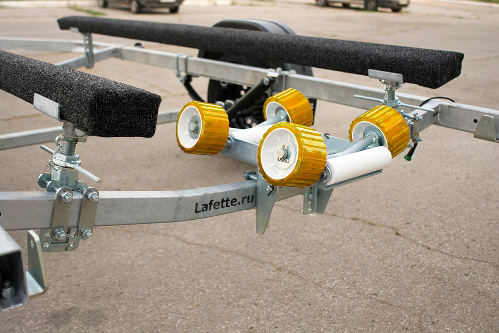 Килевые ролики для лодочных прицепов мзса. Роликовая система для лодочного прицепа rs 800. Килевая роликовая система (качели приемные). Килевая система для лодочного прицепа. Роликовая система для лодочного прицепа скат 02.