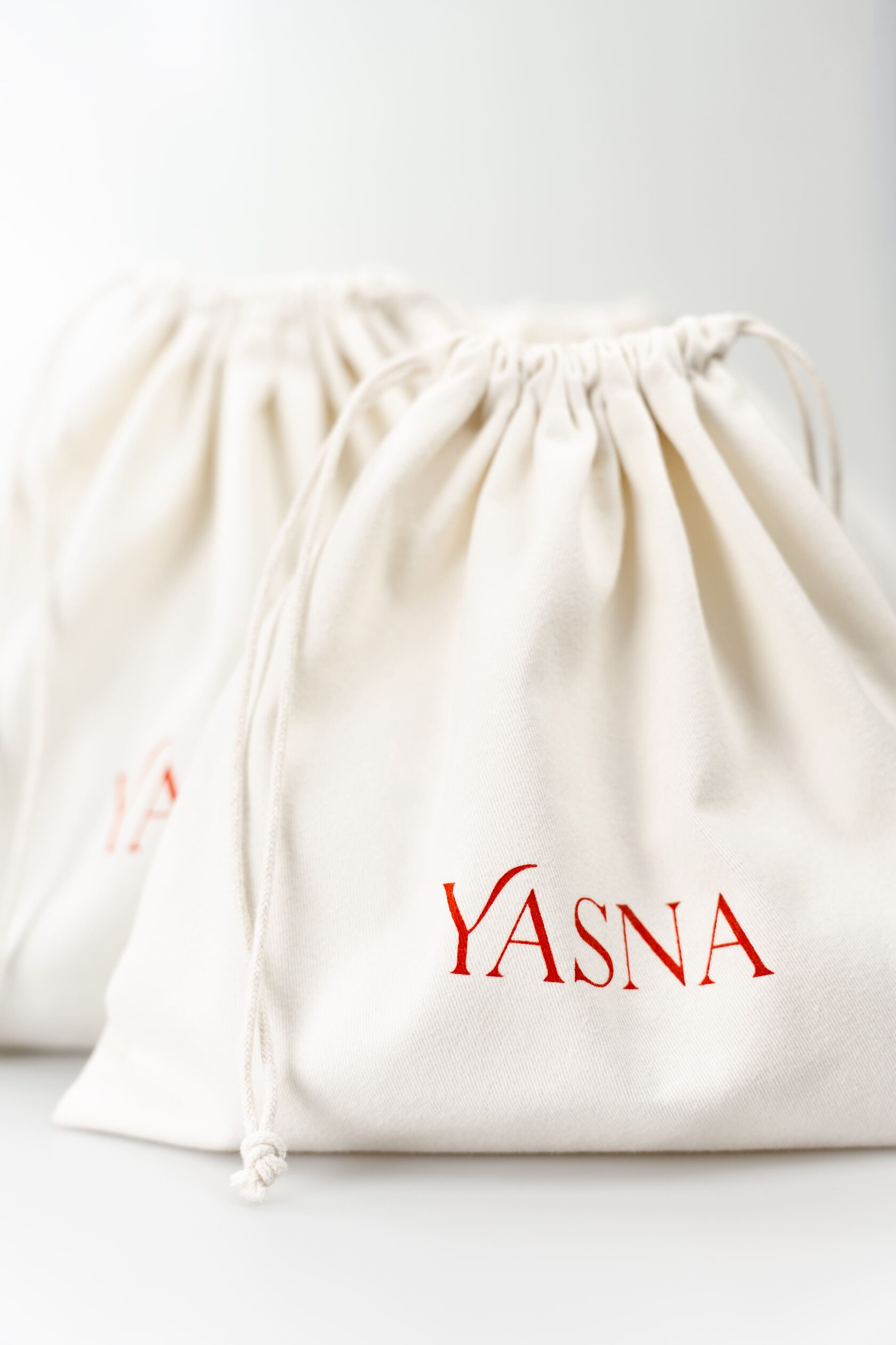 Женский интернет-магазин аксессуаров YASNA