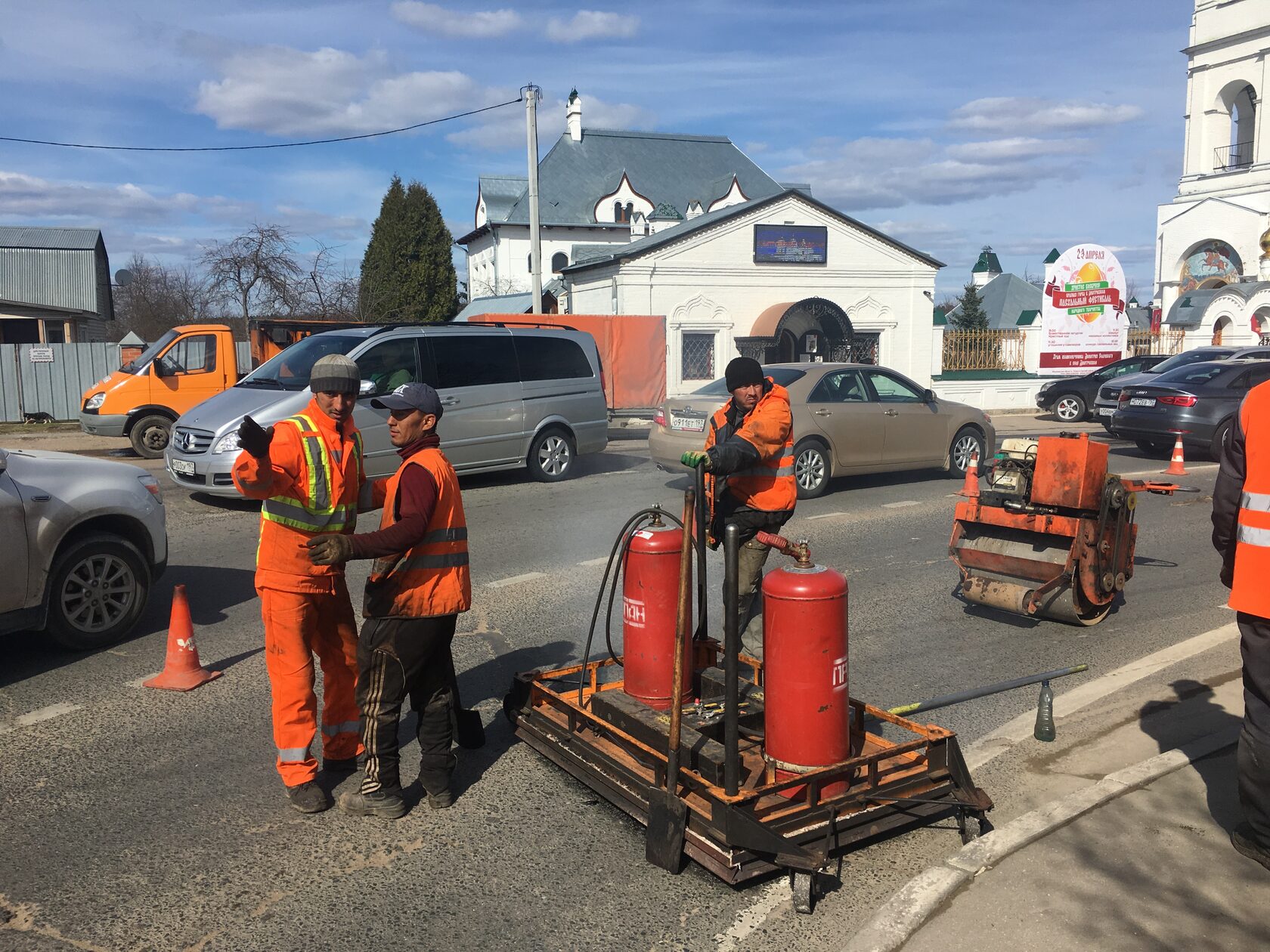 Горячая регенерация асфальта, ямочный ремонт инфракрасным способом, ремонт дорог термопрофилирование