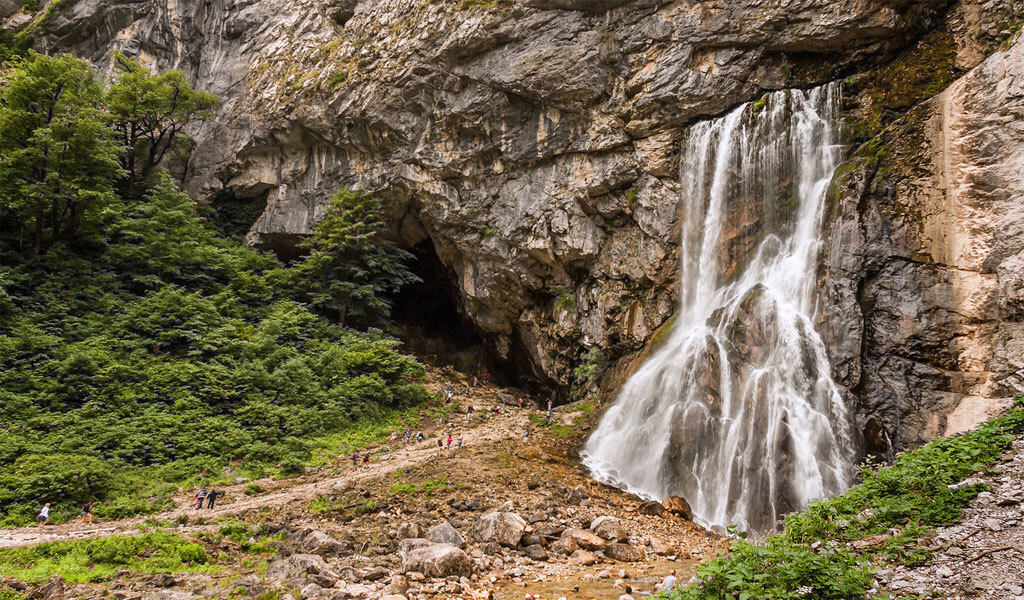 Джиппинг в Абхазии на Гегский водопад