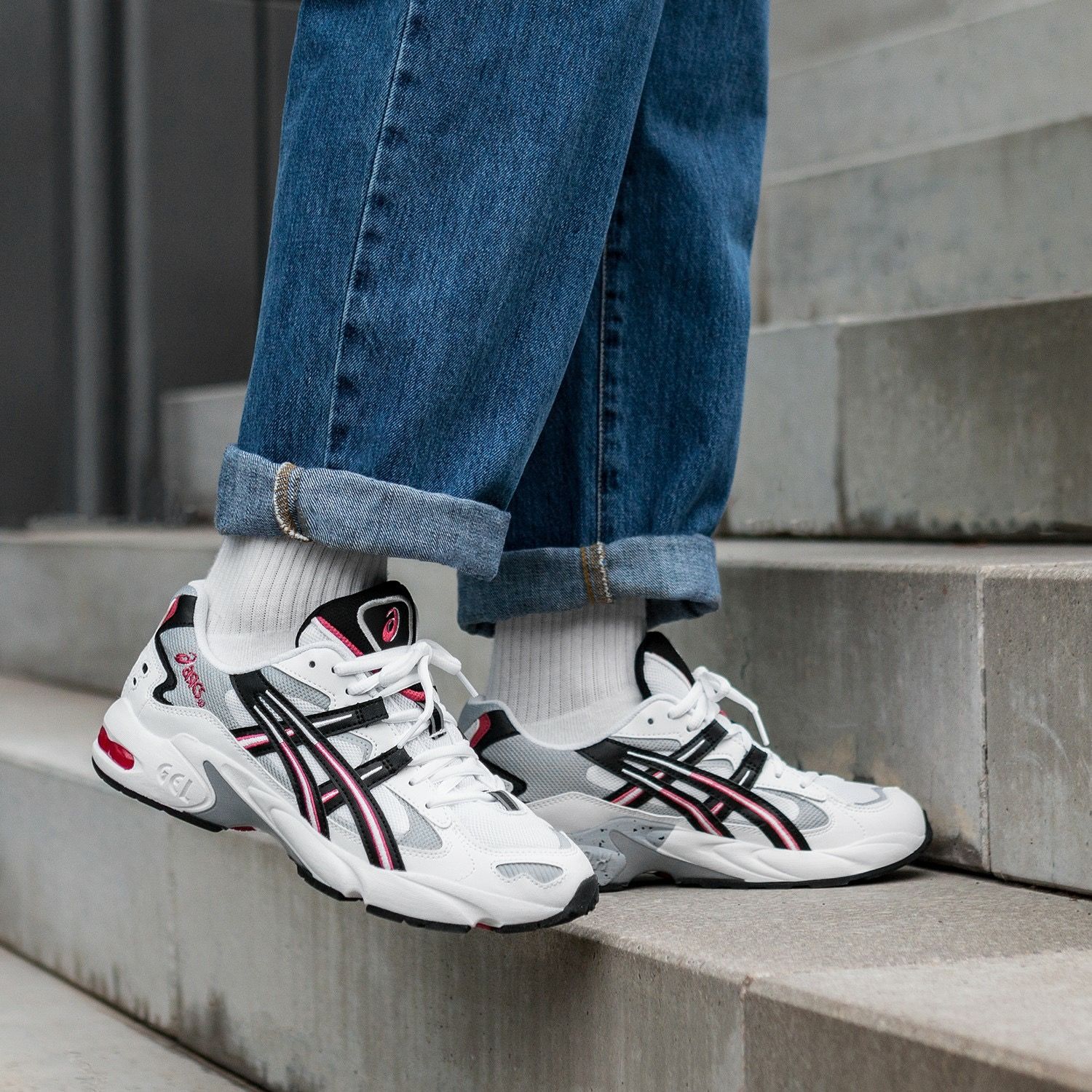 ASICS Street