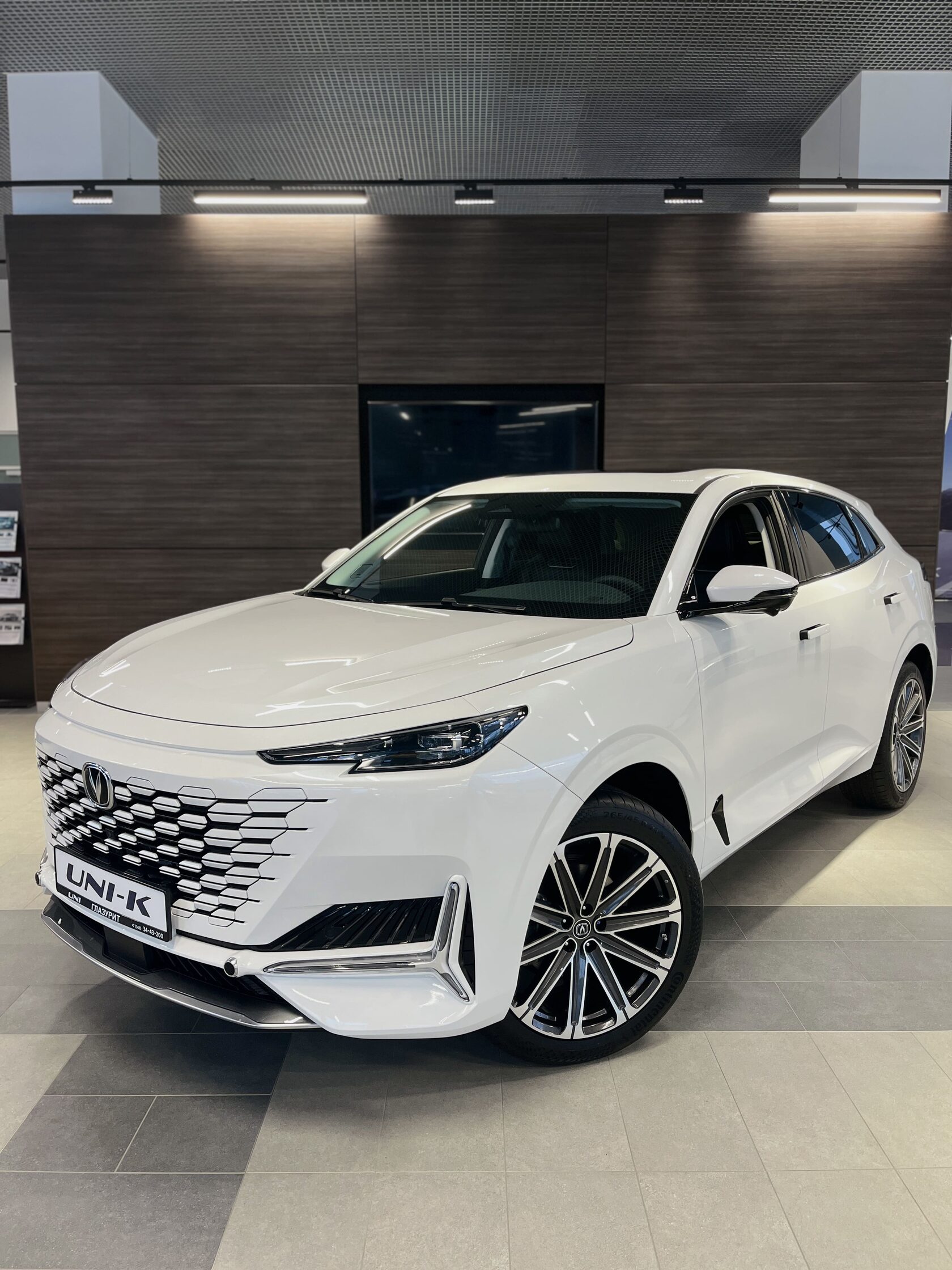 UNI-K White
