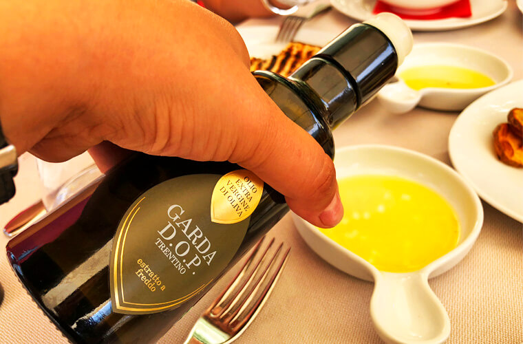 Оливковое масло Garda DOP фото