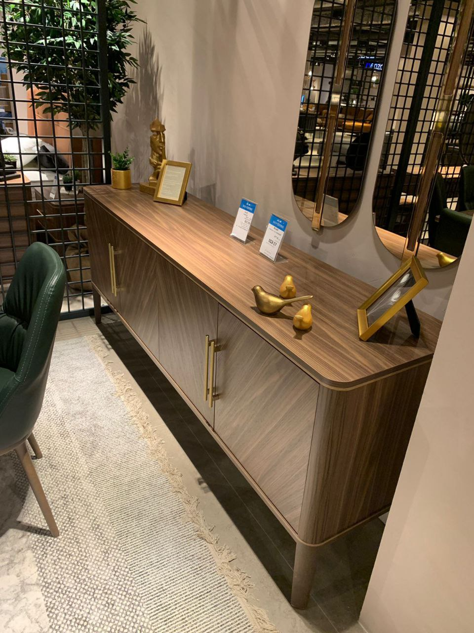 Сборка комода в гостиную