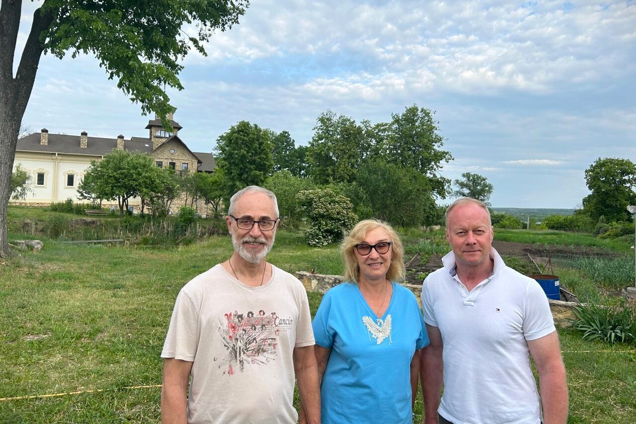 А.А. Лейрих, И.Г. Остроумова, С.Л. Пупынин в Сезёново