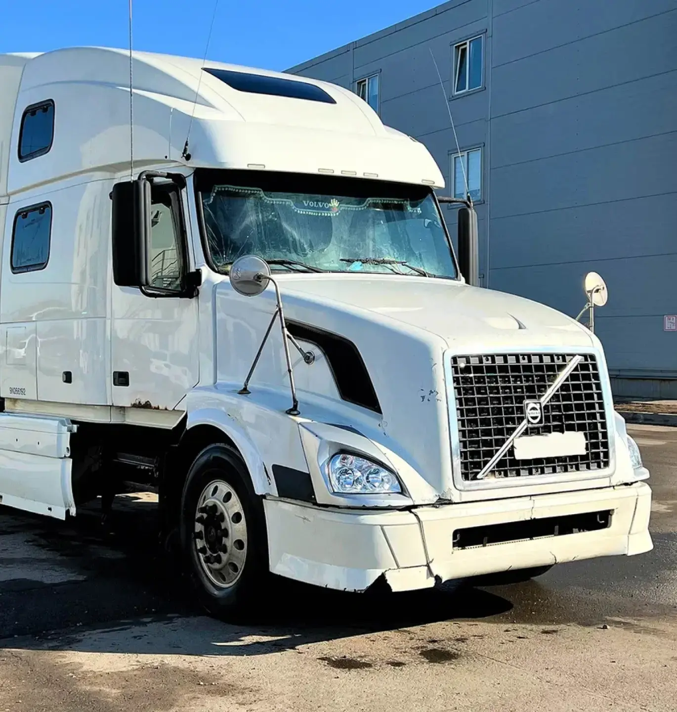 Volvo VNL