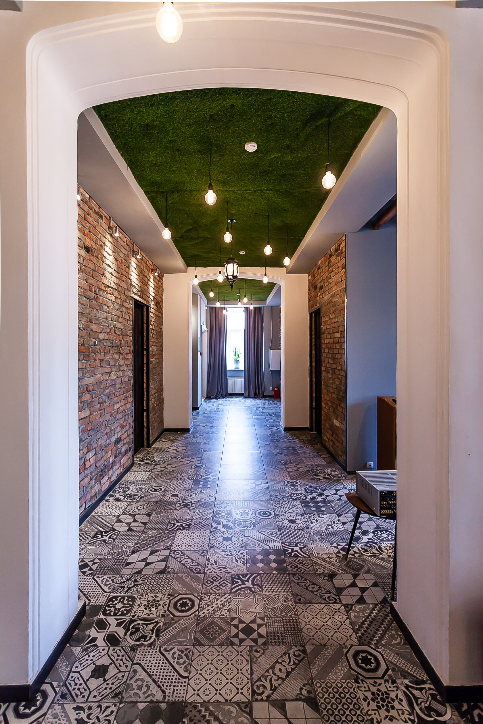 Екатеринбург соль лофт пространство. Водяная стена ресторан екатеринбург. Солей екатеринбург. Солей екатеринбург. Логотип фасоль кафе.