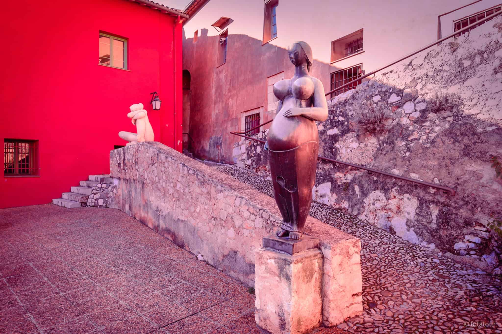 Volti sculpture, Maternity statue, hidden meaning, Saint-Elme Citadel
