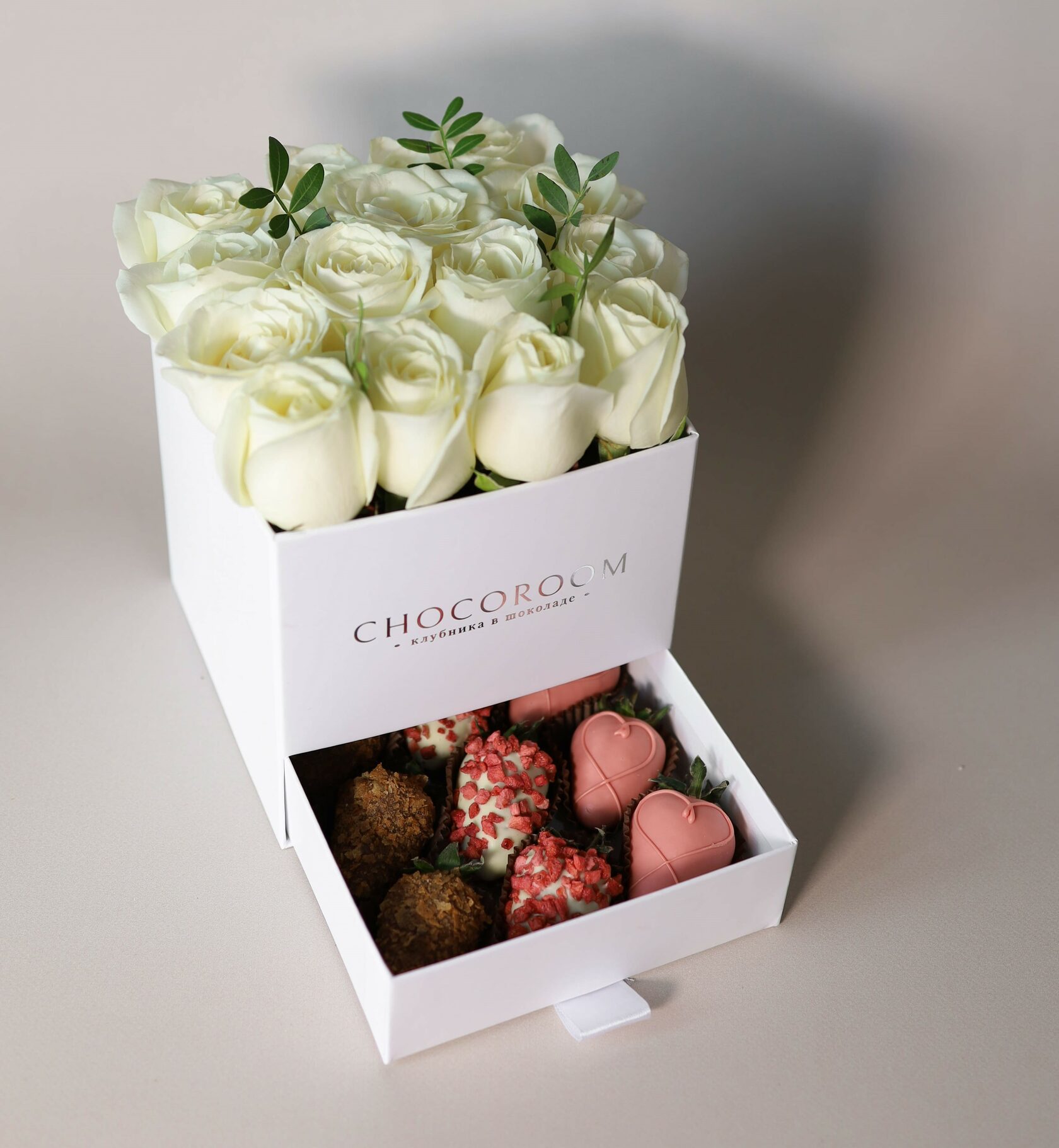 Купить фруктовый букет для женщины в день рождения, доступная цена