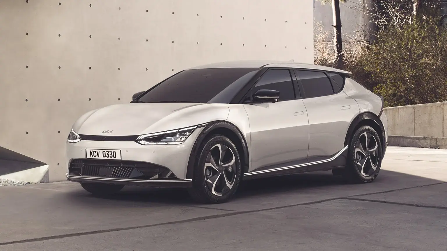 Kia EV6 Long Range (528 км)