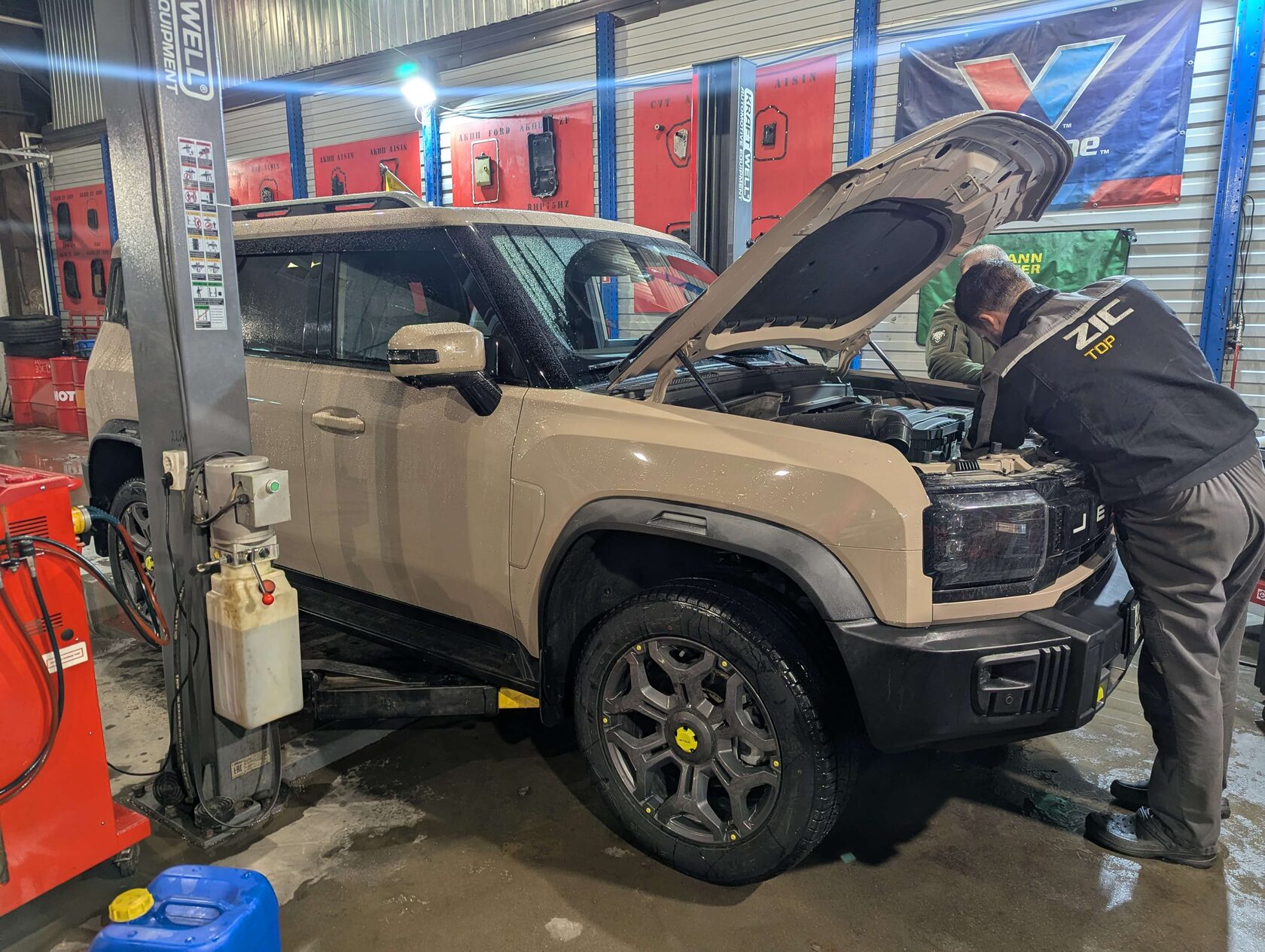 Проверка антифриза Jetour T2 рефрактометром