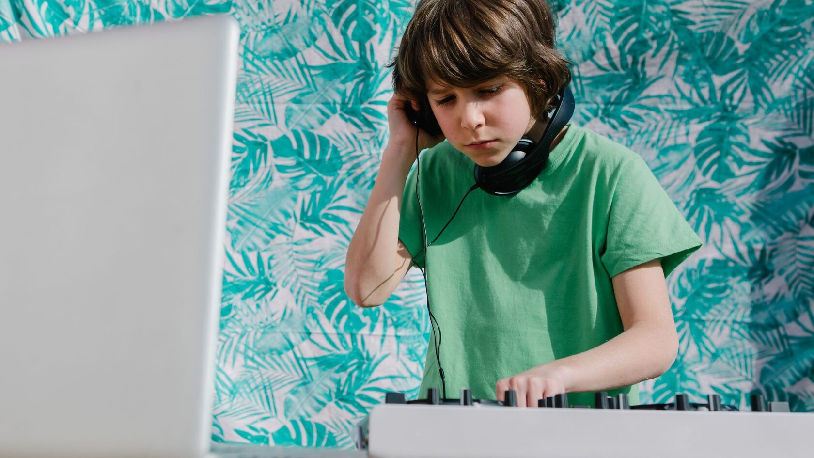 Диджеинг для подростков