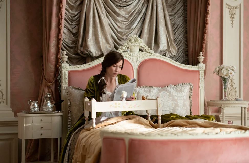 Кадр из этого красивого сериала