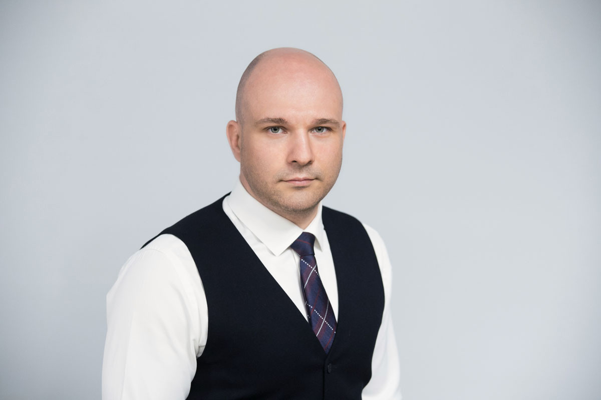 Андрей Байбаков