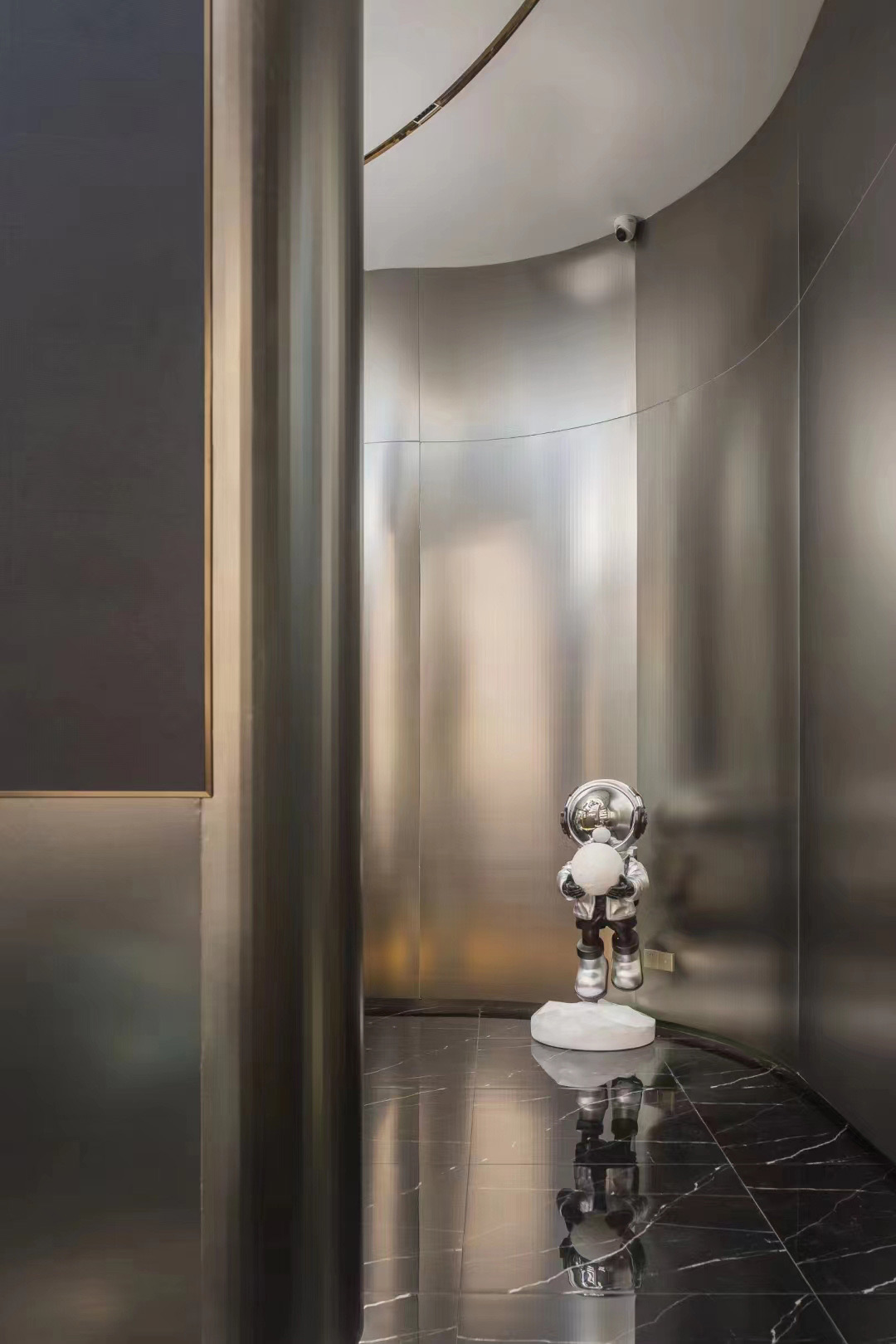 Стеновые панели для внутренней отделки стен под дерево, мрамор и металл