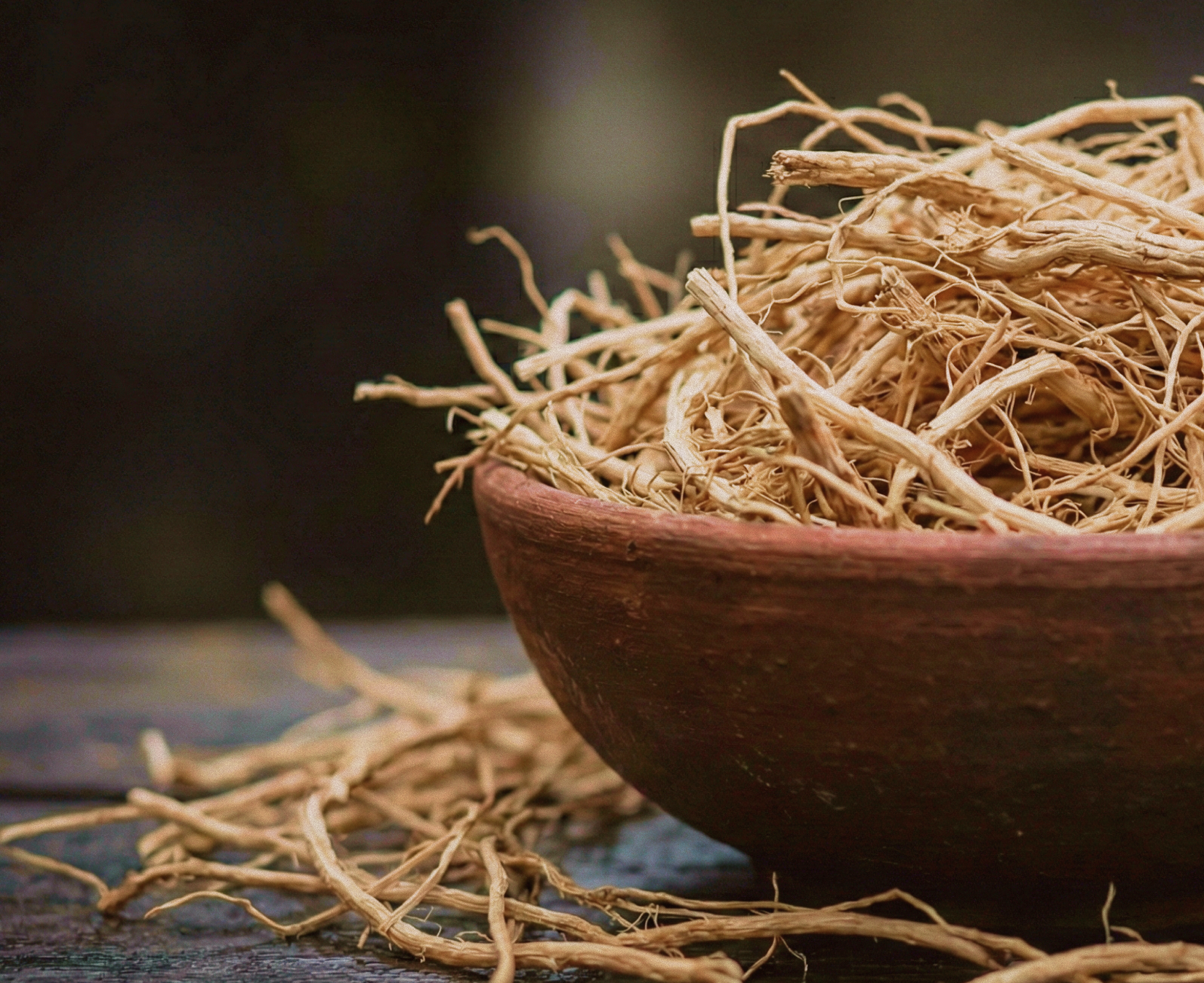 Корни ветивера - основа композиции аромата