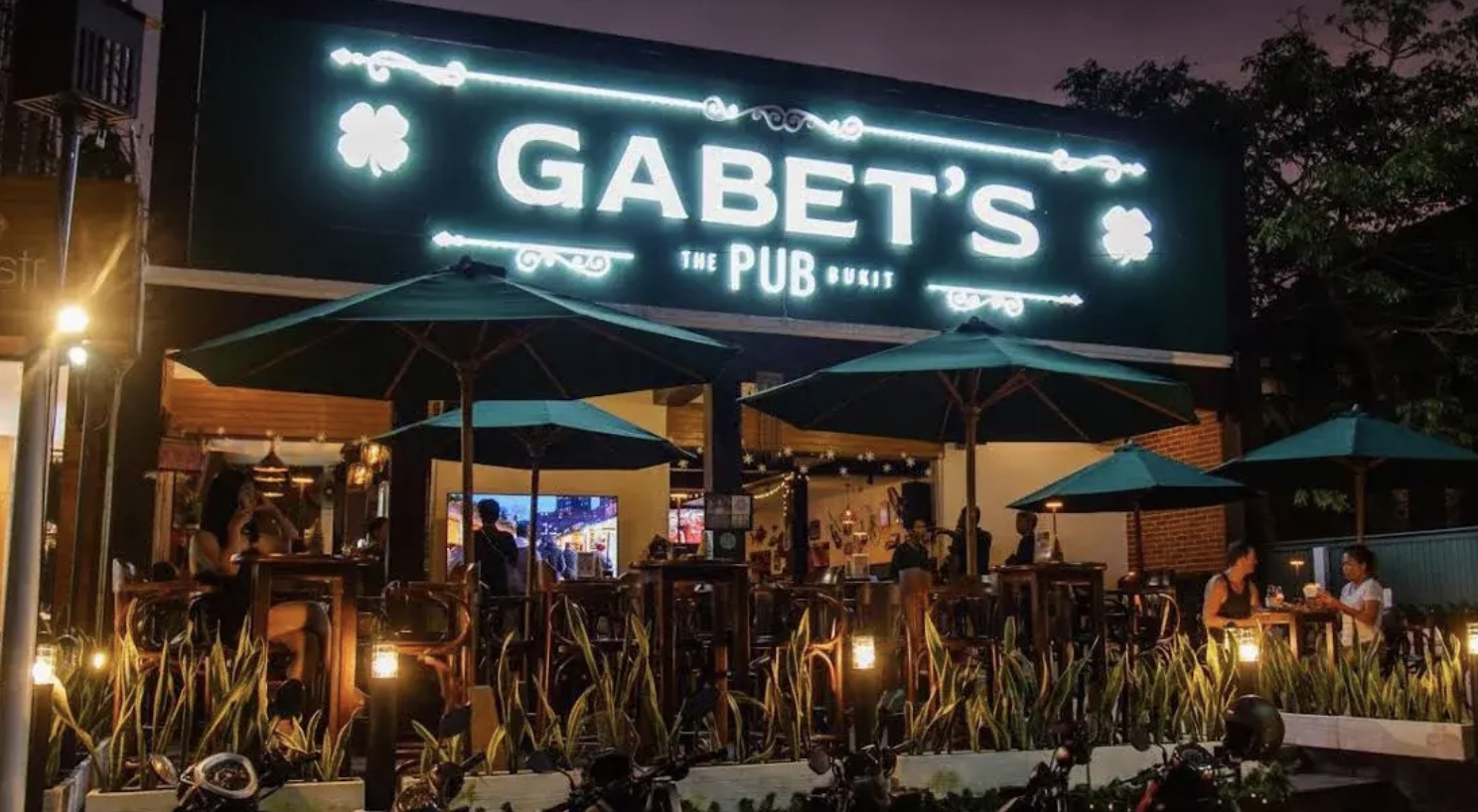 Best bar in uluwatu