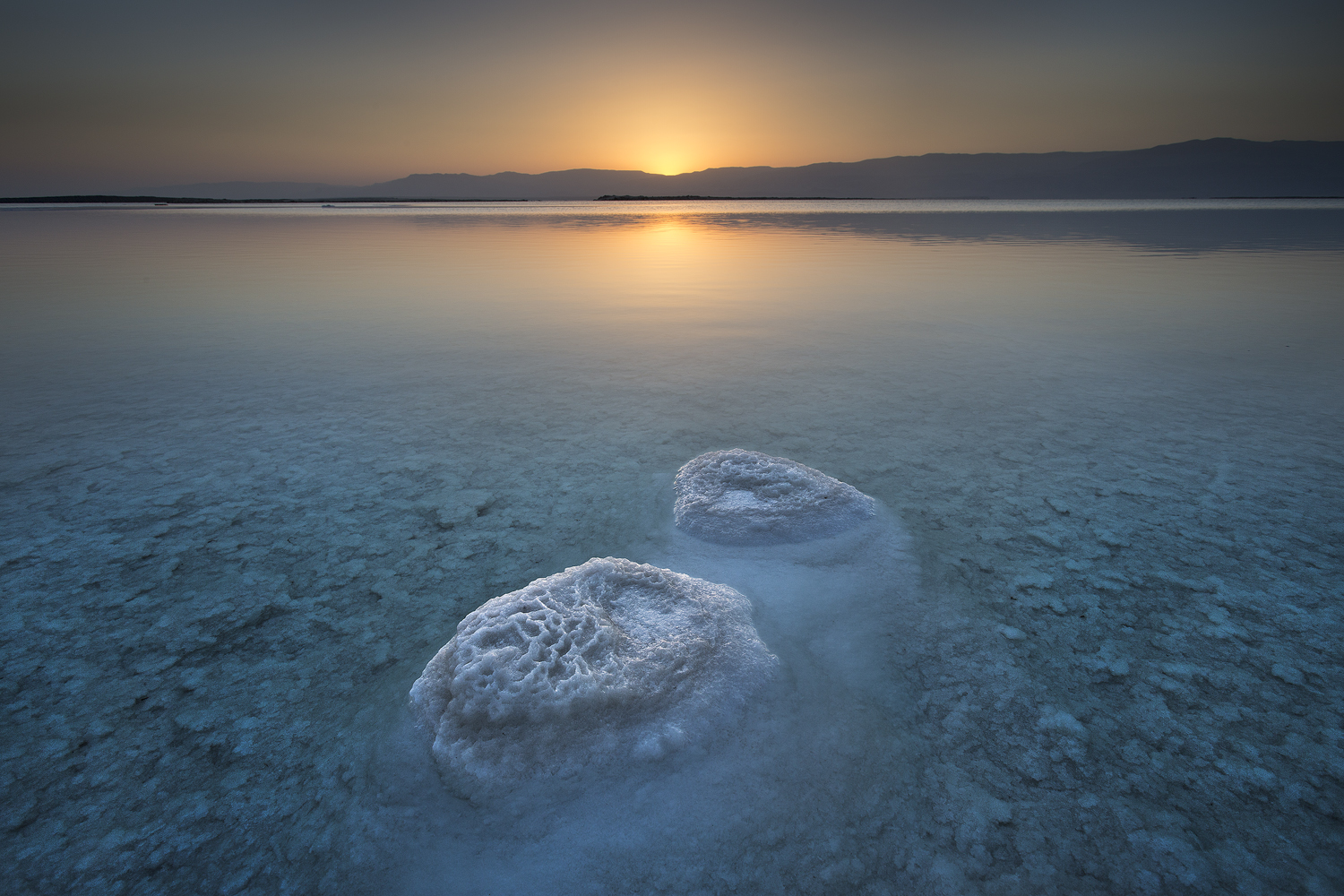 Мертвое море под водой