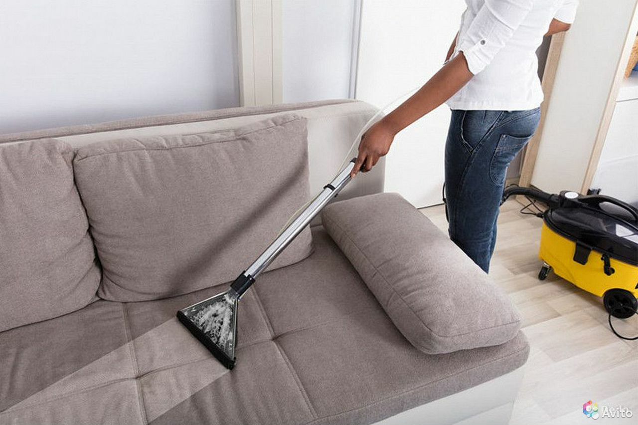 очистка дивана в домашних условиях