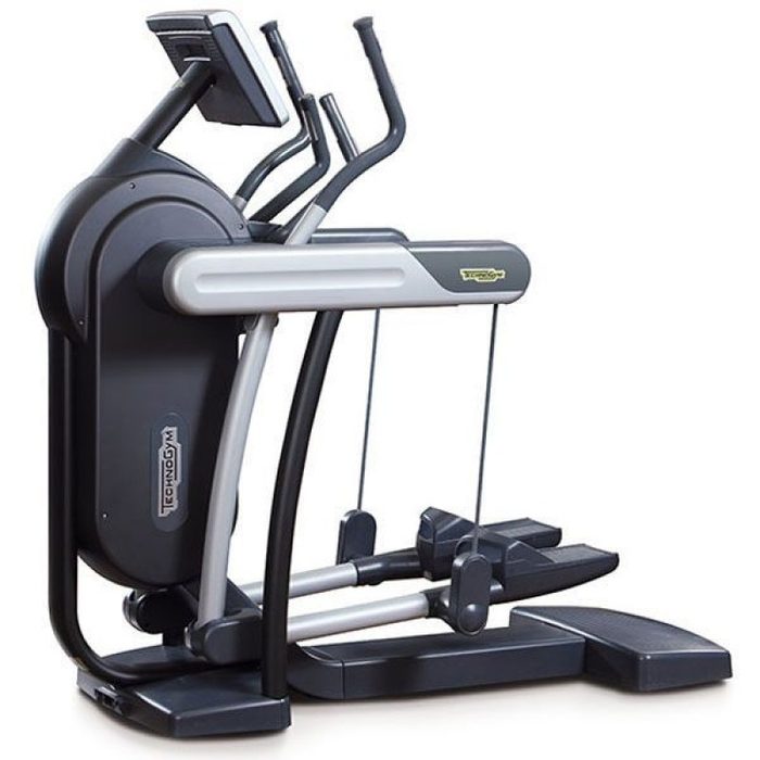 Кроссовер техноджим. Велотренажер горизонтальный technogym excite 700. Technogym excite 700. Беговая дорожка technogym run 500. Technogym excite.