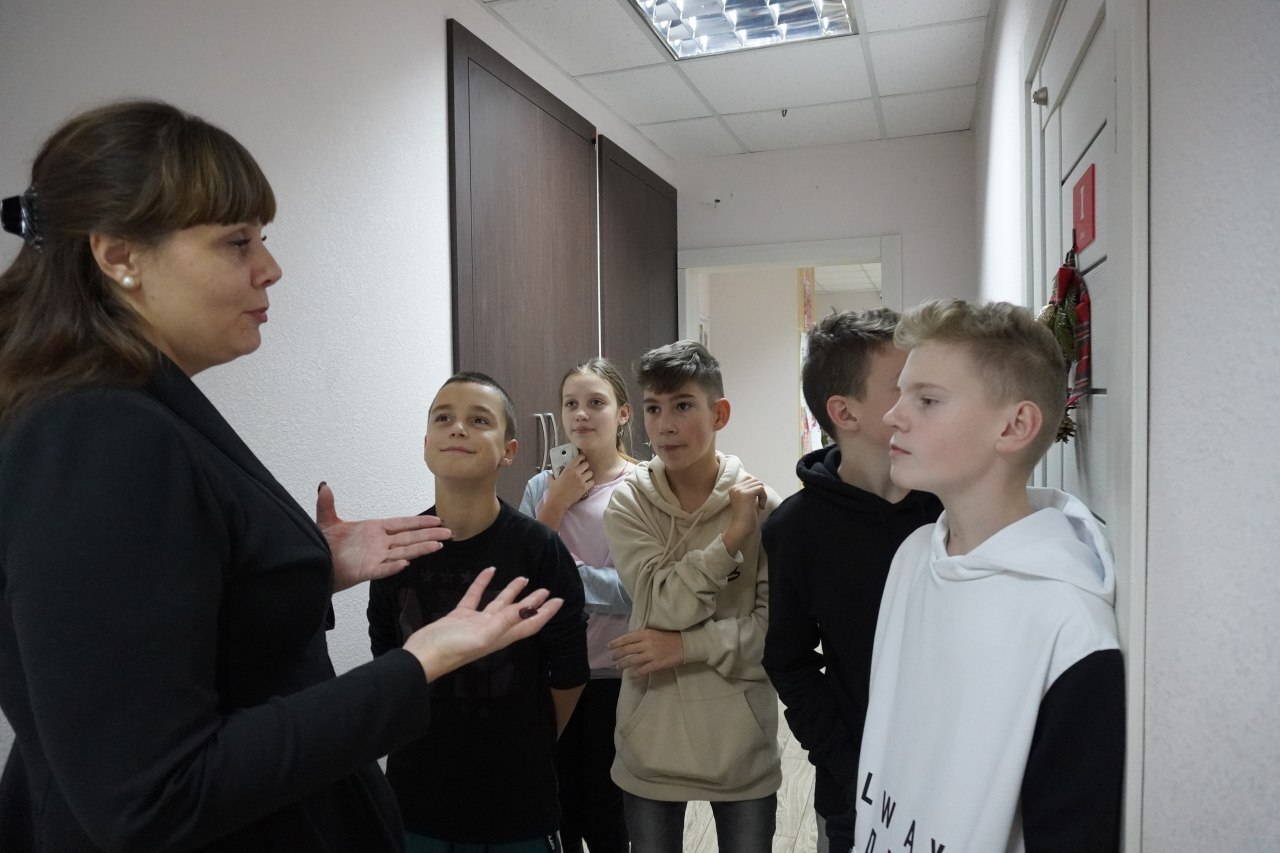 За кадром