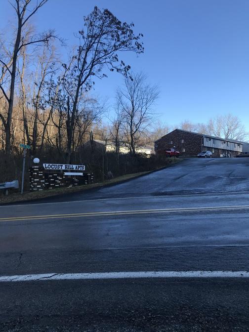 Locust Hill Apartments Cheswick, PA