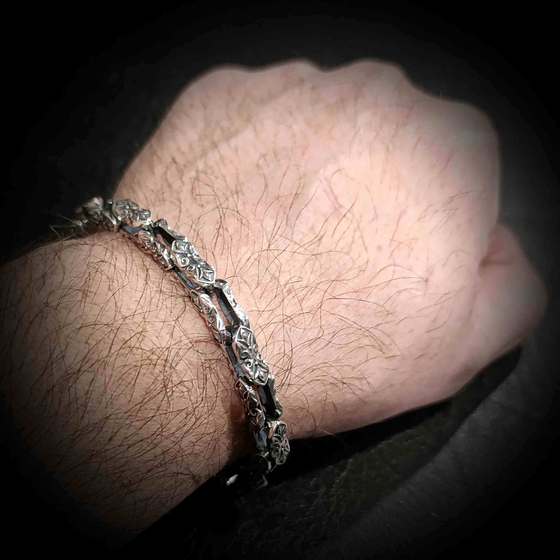 мужской серебряный браслет, массивный браслет, браслет. 