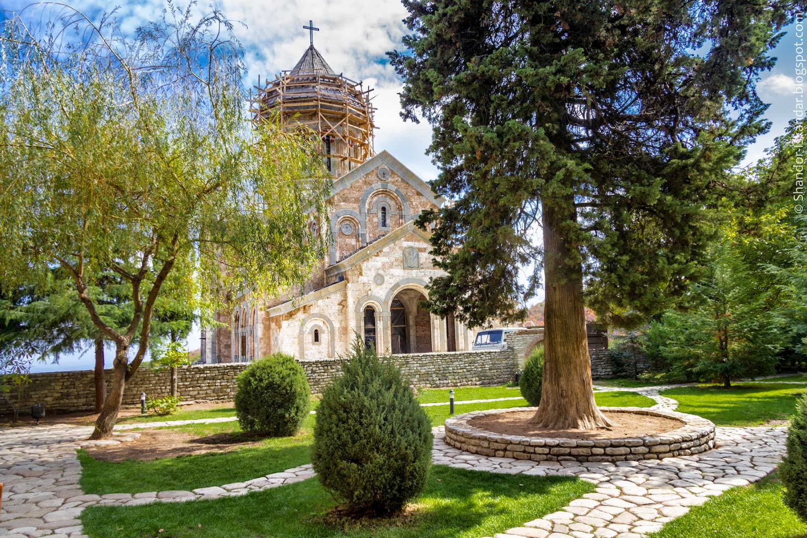 Храм святой нины в грузии фото