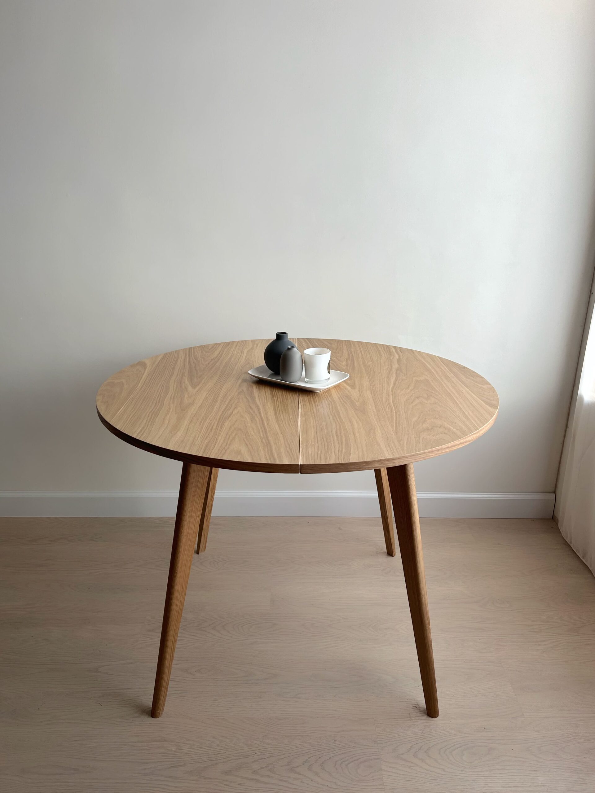Деревянные столы для кухни: виды и правила выбора