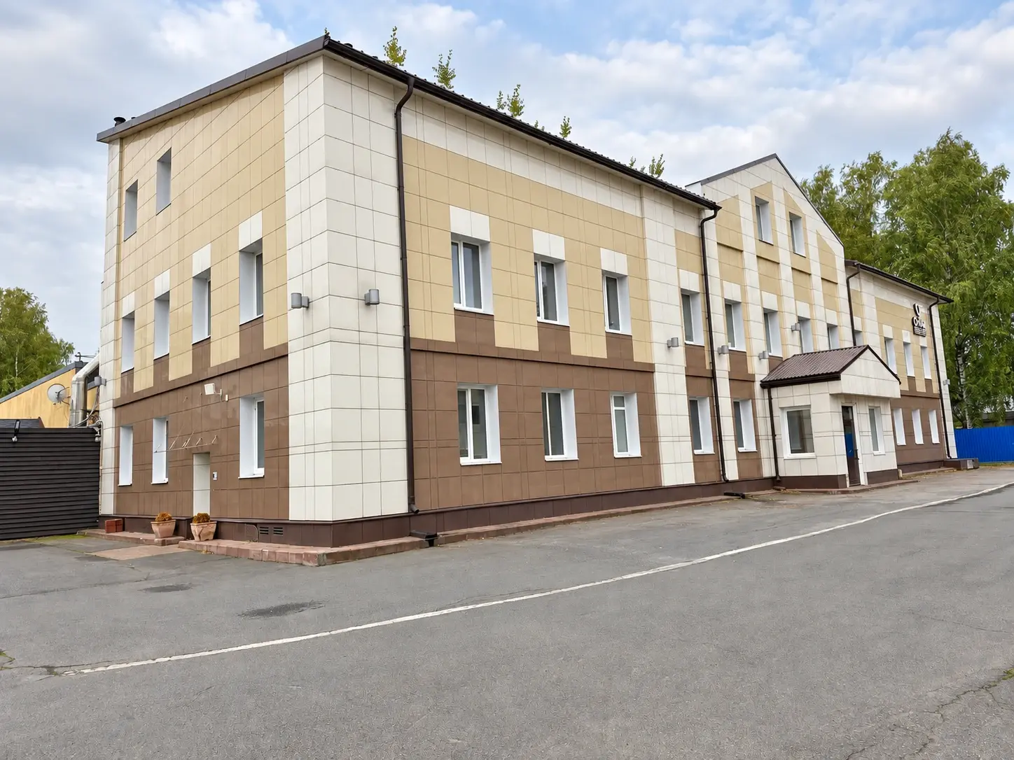 Бизнес-центр — Пискарёвский, 125