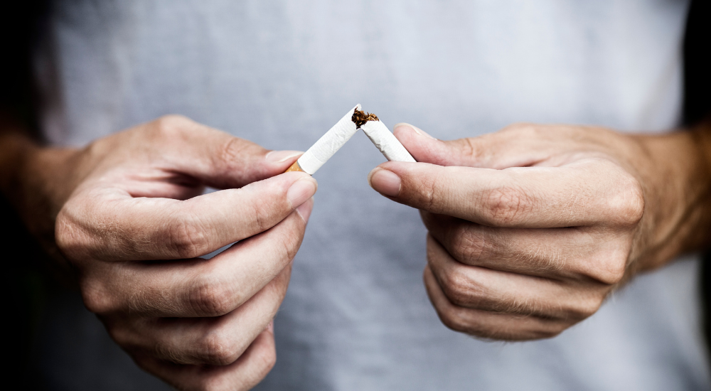 Почему мужчинам тяжело бросать курить — и как обойти эти барьеры