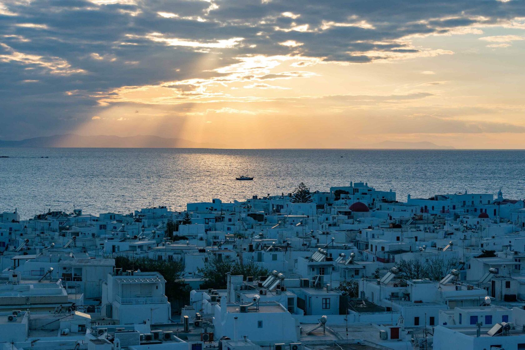 best time of year to visit greece, best time to visit greece, when is the best time to visit greece, best time to visit santorini greece, best time to visit athens greece