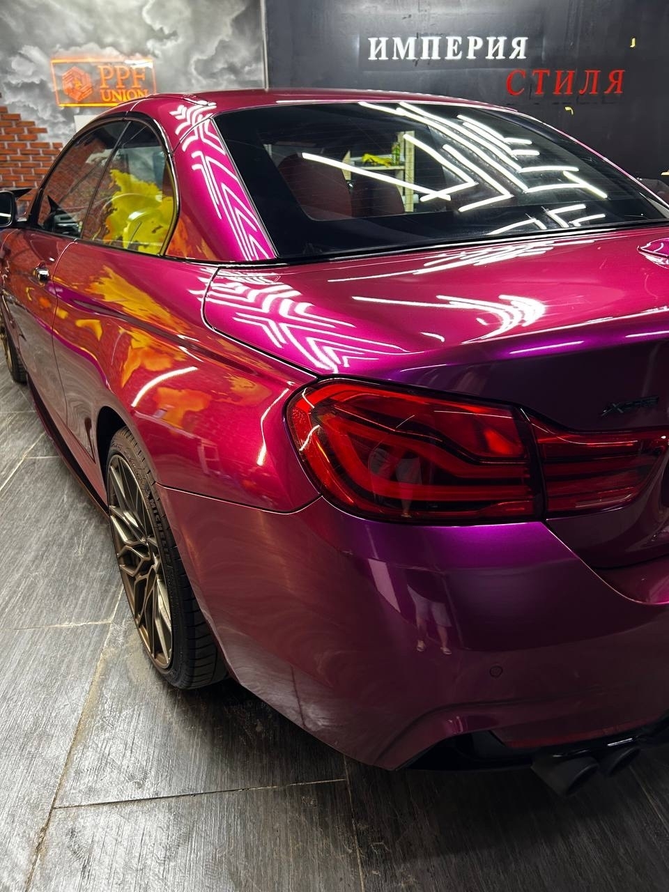 BMW F33 — оклейка в лимитированный цвет Inozetek