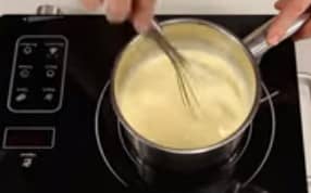 Приготовление оладий с тыквой на кефире: шаг 5