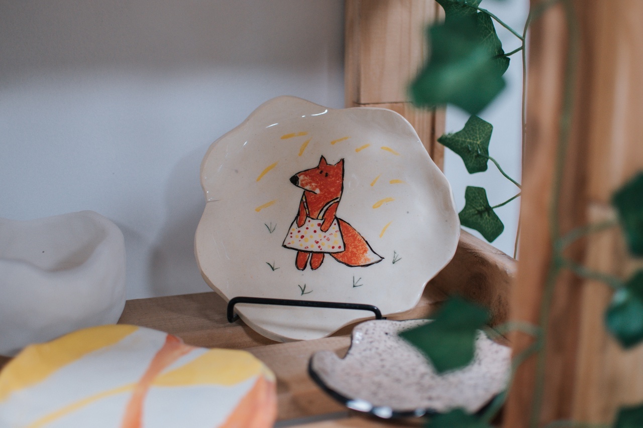 Every guest creates a unique pottery piece