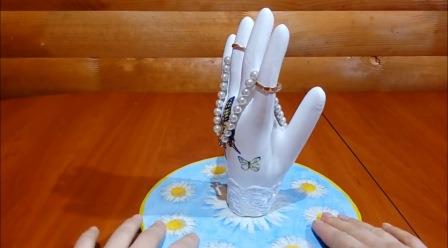 Как изготовить 3D-слепок рук из гипса?