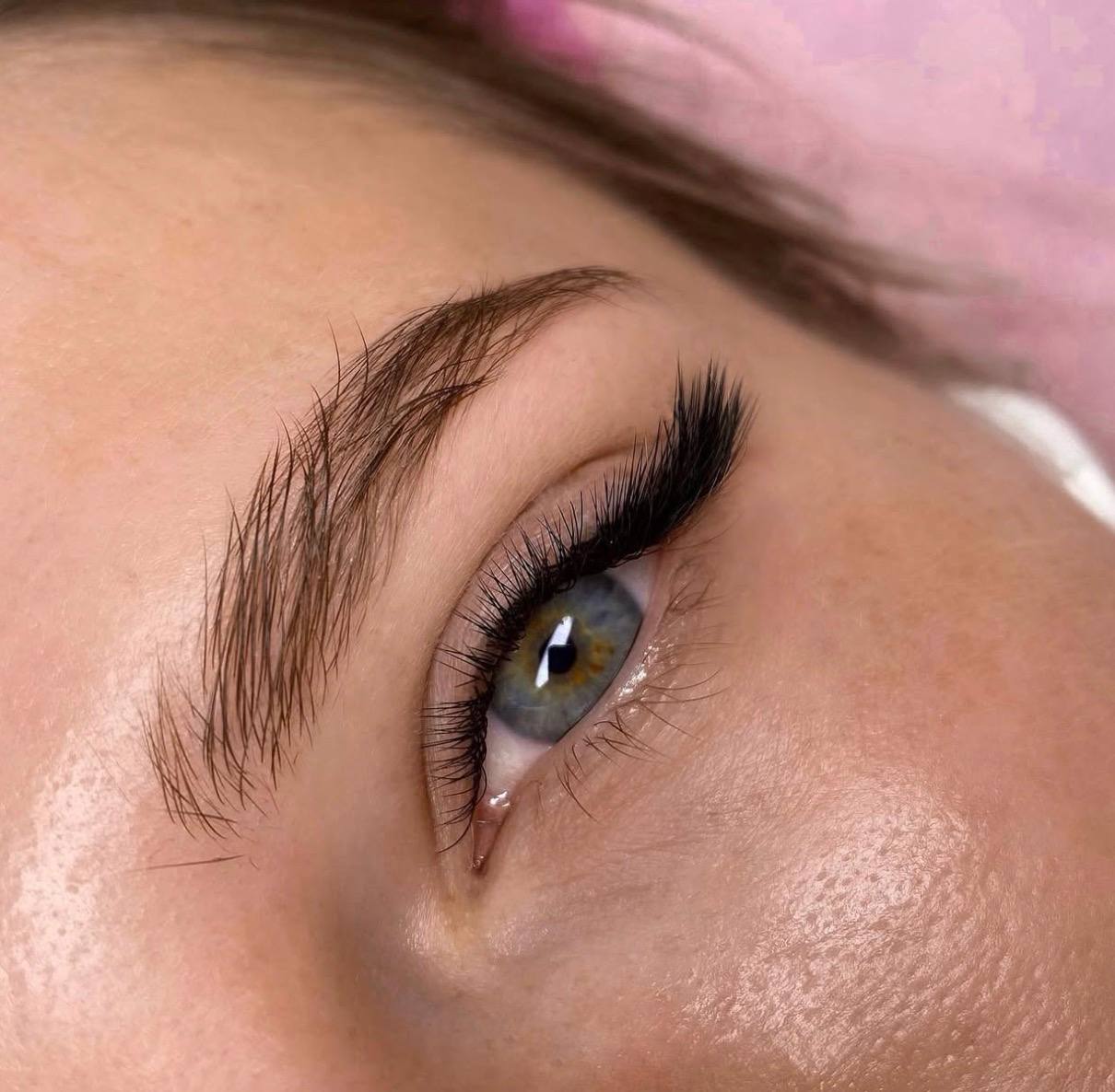 Наращенные ресницы