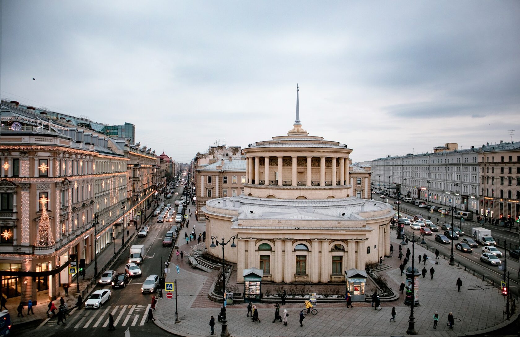 Площадь Восстания, Россия, Санкт-Петербург, Восстания пл., 1