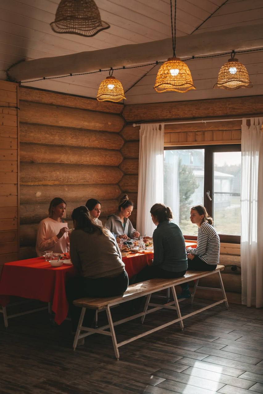 Питание в ретритном центре Медведица Шанти