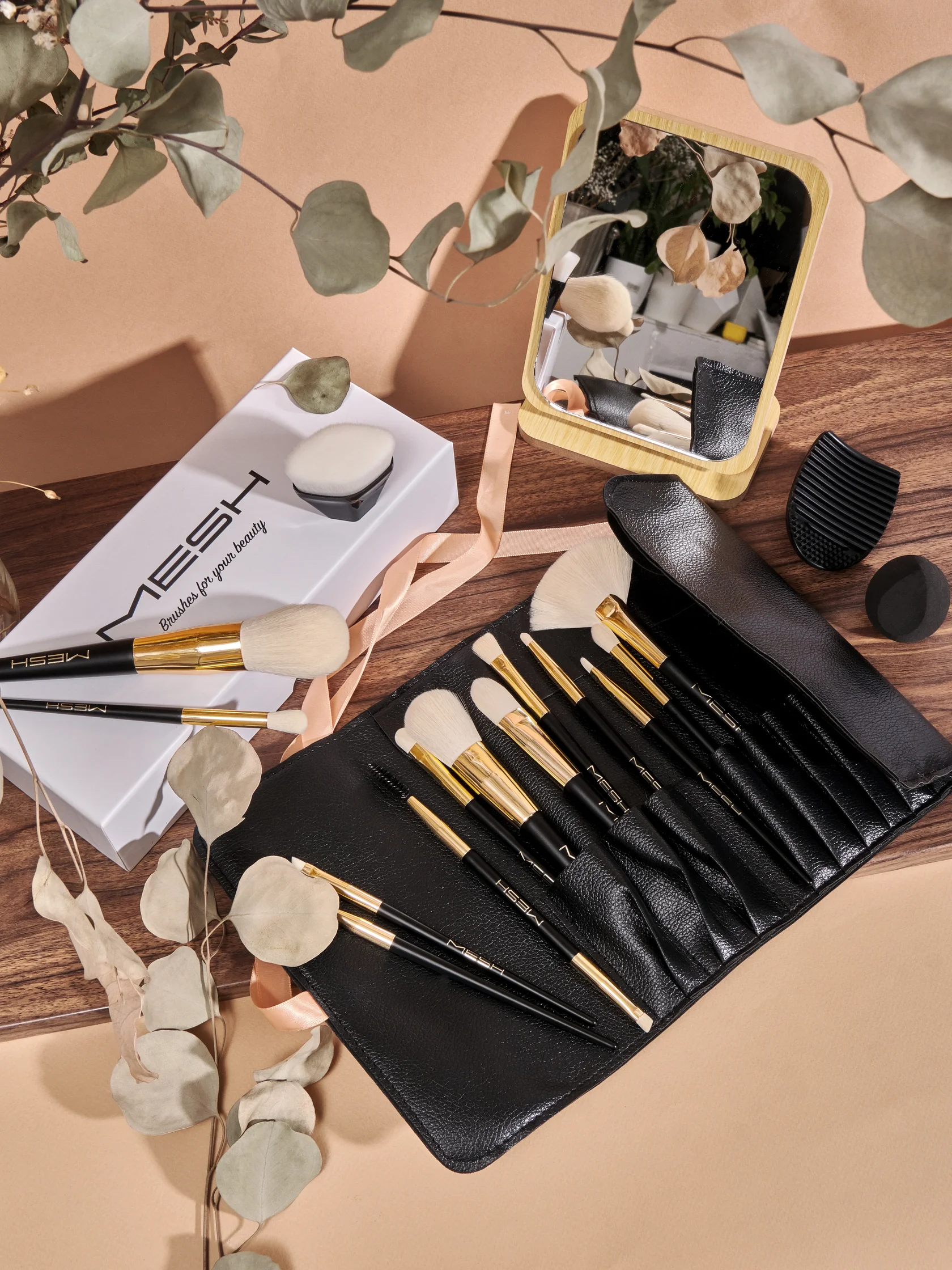 Услуги имиджевой съемки кистей для визажа