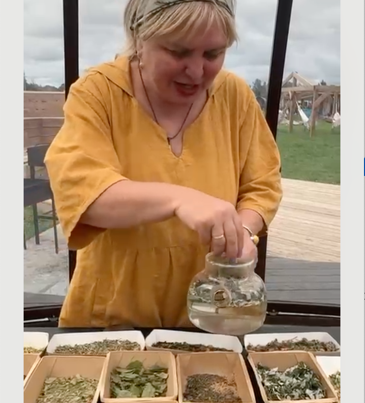 травница, травница калининград, лечебные травы, свойства трав, свойства лечебных трав калининград, оберег, оберегать, славянские обереги, кукла оберег, молитва оберег, скрутки, скрутка свечей, женская баня, лечебная баня, свойства бани, бани калининград, женская встреча, мастер-класс свечи, мастер-класс калининград, сбор трав, купить сбор трав, какой сбор трав, народная медицина, лечение народной медициной, травник калининград