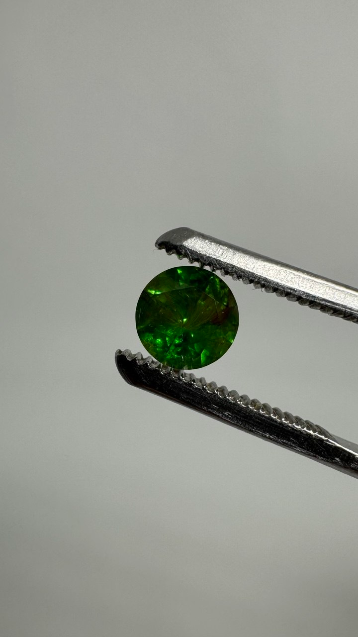 Уральский демантоид 1,13 ct